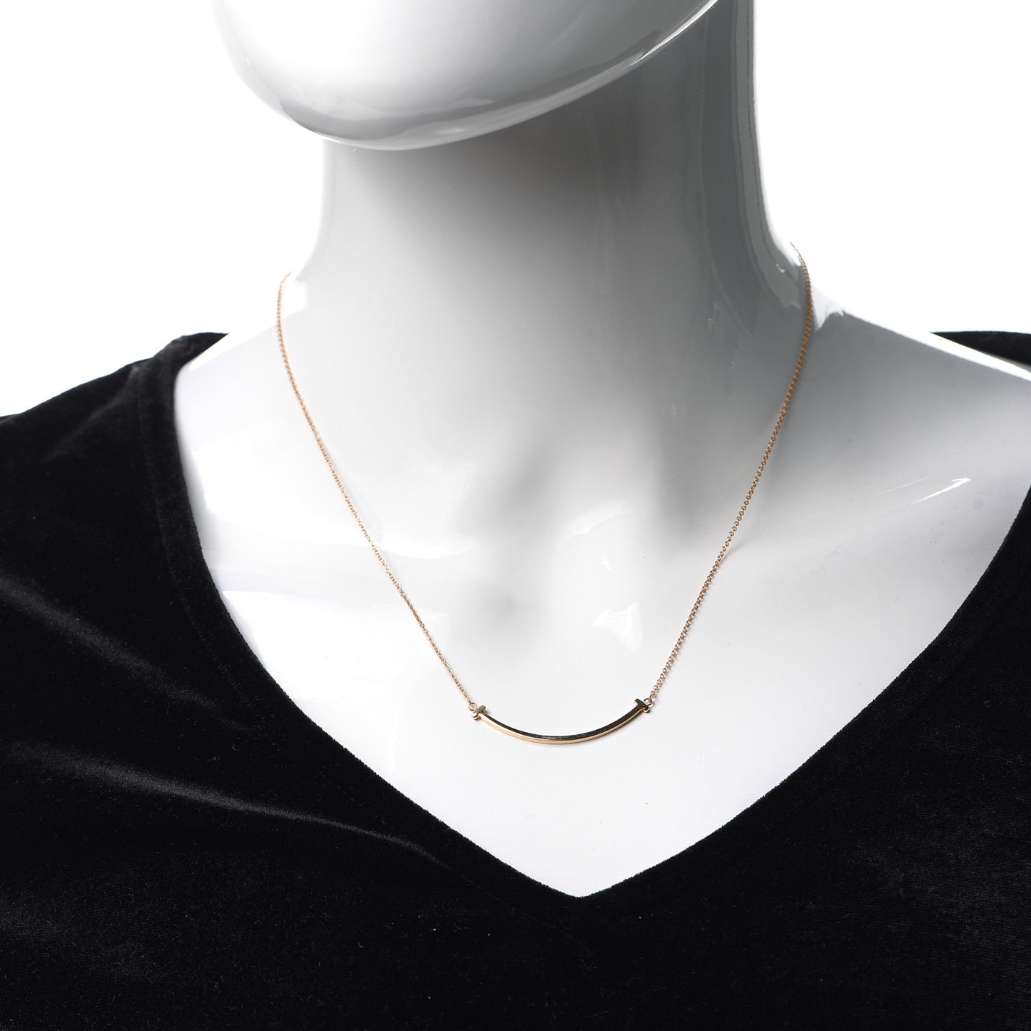 18K Rose Gold Small T Smile Pendant Necklace