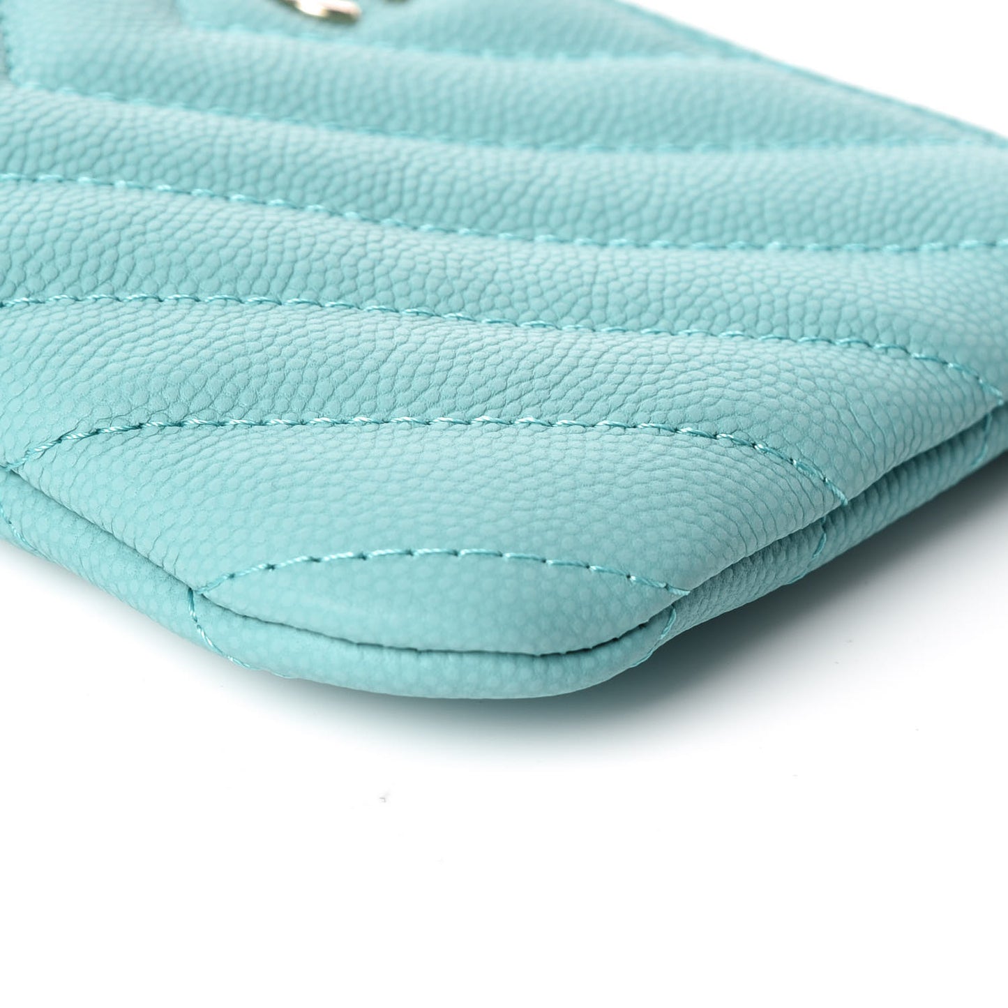 Caviar Chevron Quilted Small Cosmetic Case Green
