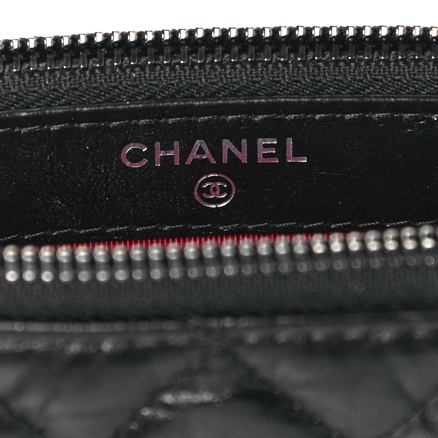 Aged Calfskin Quilted Small Gabrielle Clutch With Chain Black