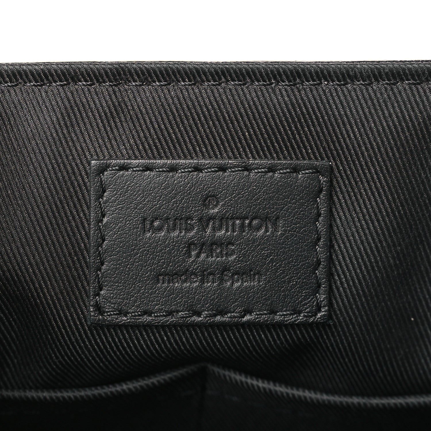 Louis Vuitton Calfskin Aerogram Messenger Black 6 of 9
