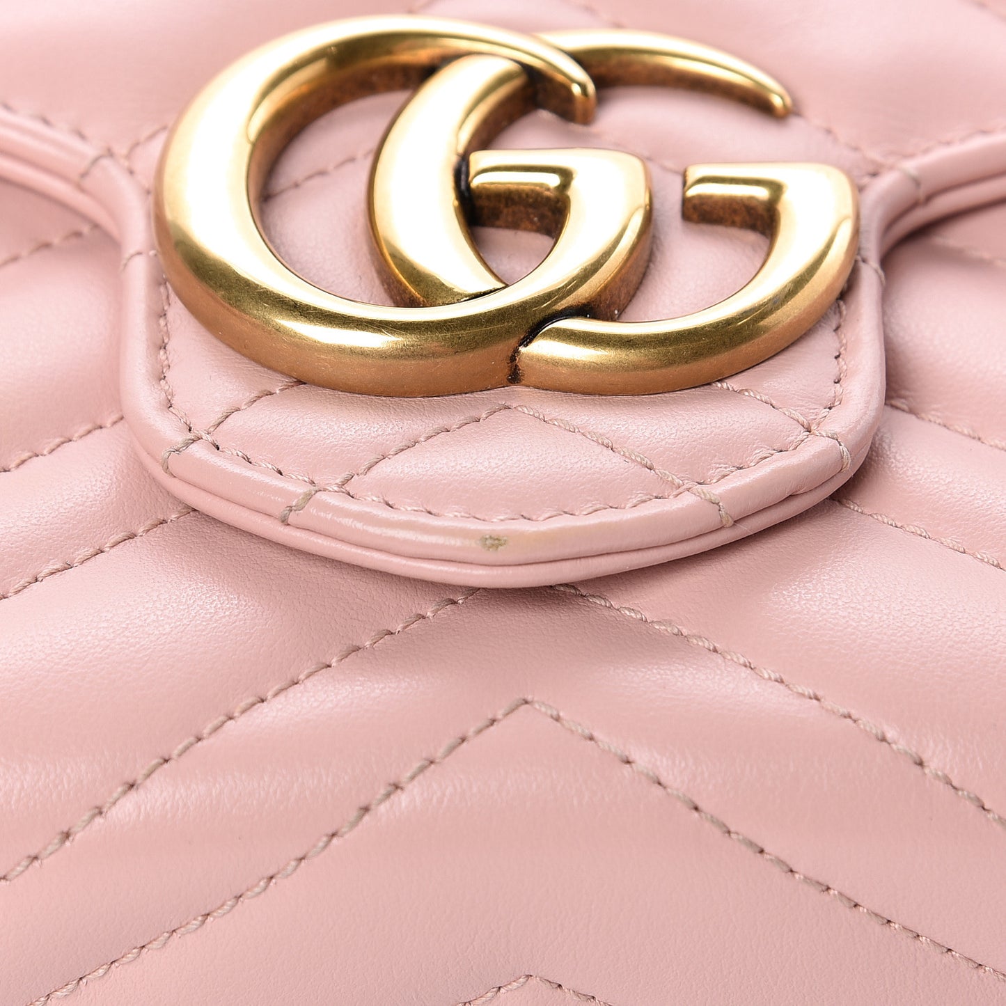 Calfskin Matelasse GG Marmont Chain Wallet Perfect Pink
