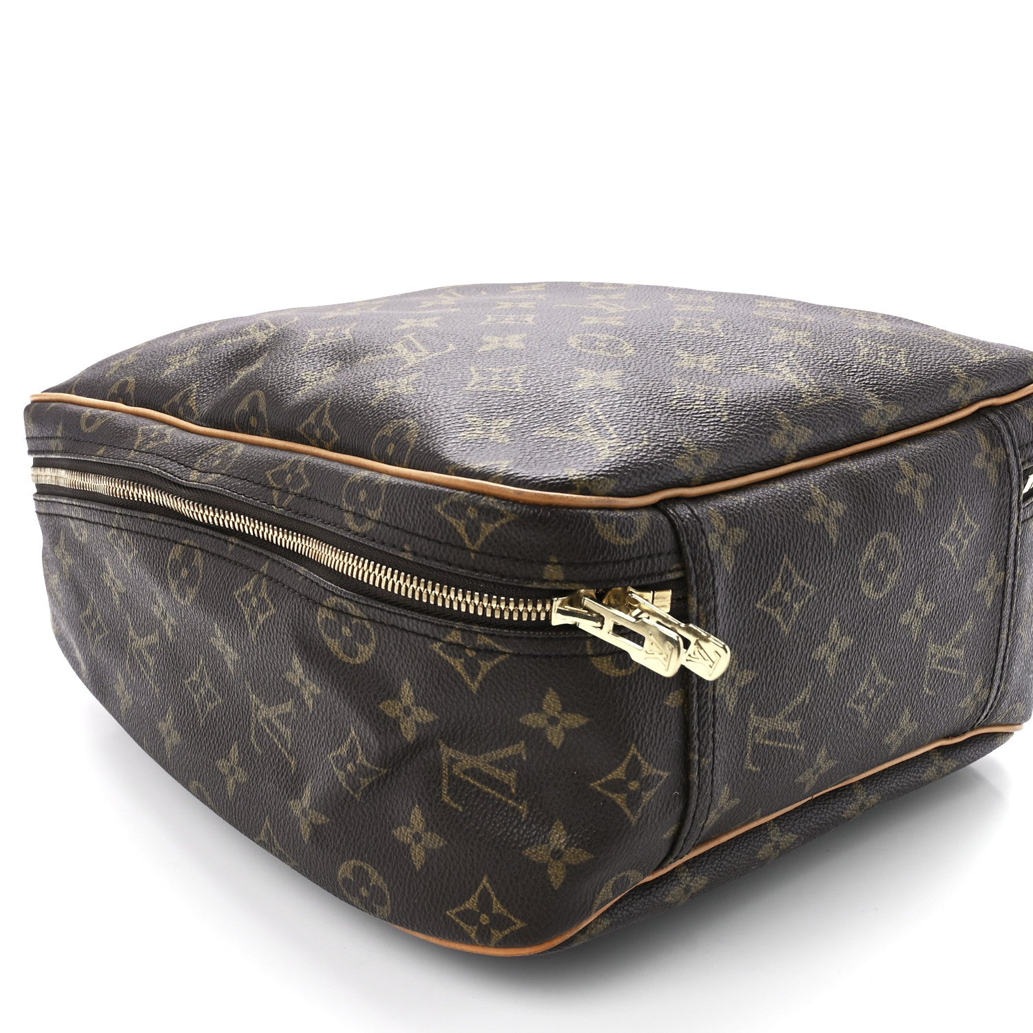Louis Vuitton Monogram Excursion Shoe Bag 11 of 12