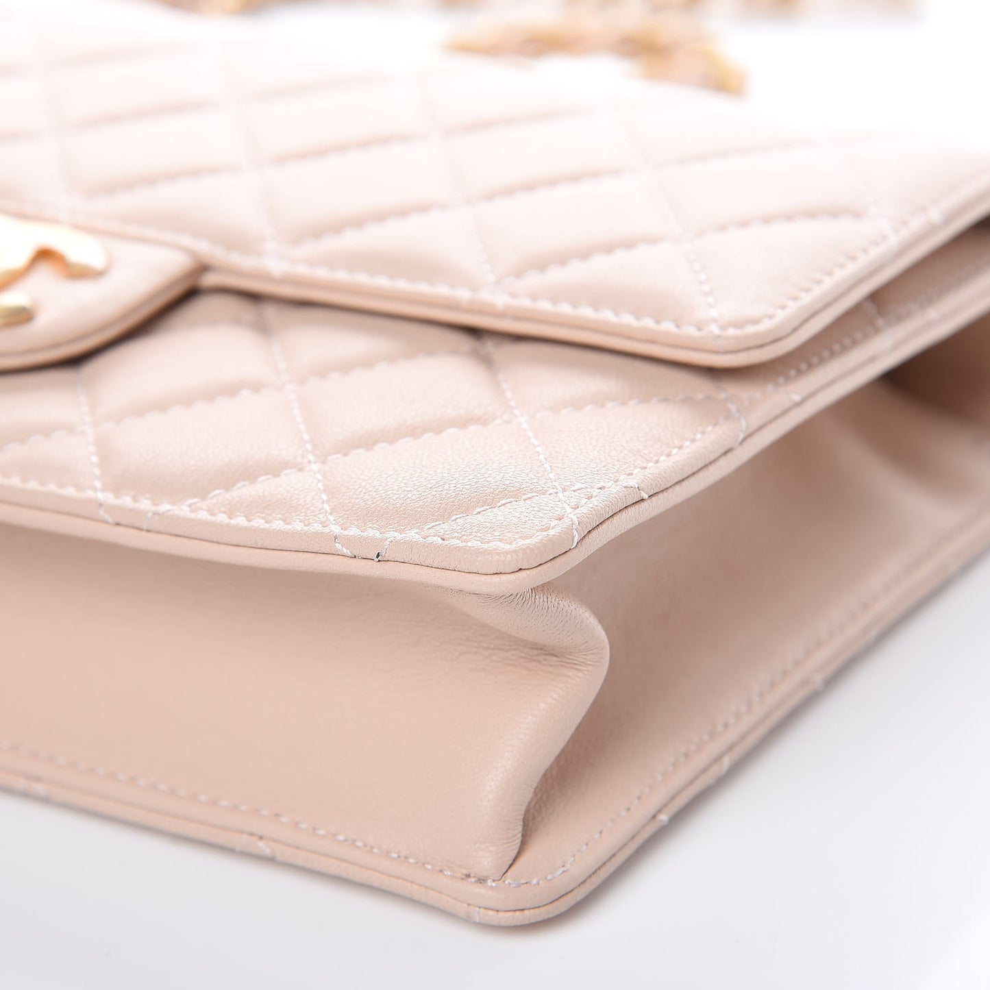 Lambskin Quilted Small Chic Pearls Flap Beige