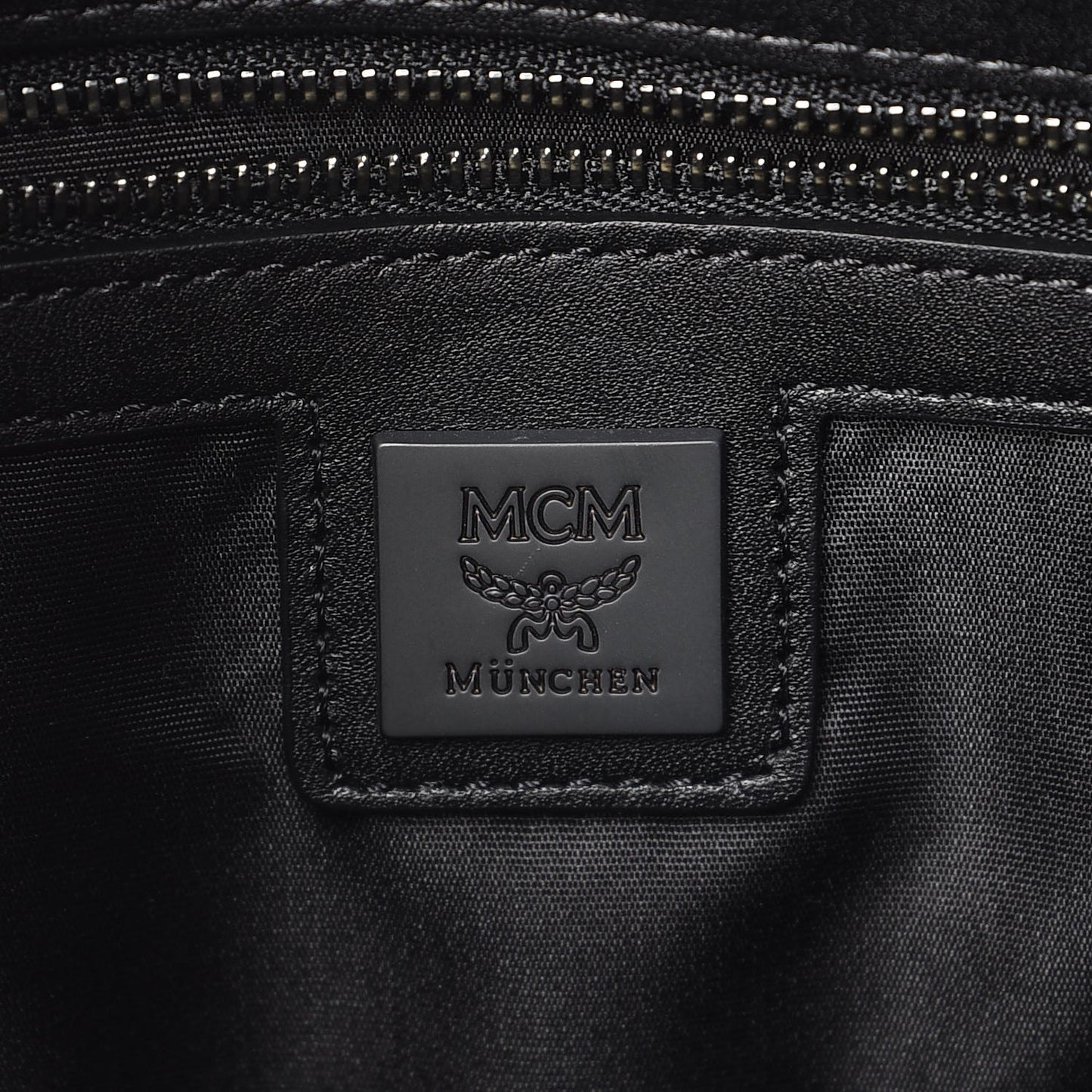 Duke Tantris Embossed Medium Backpack Black