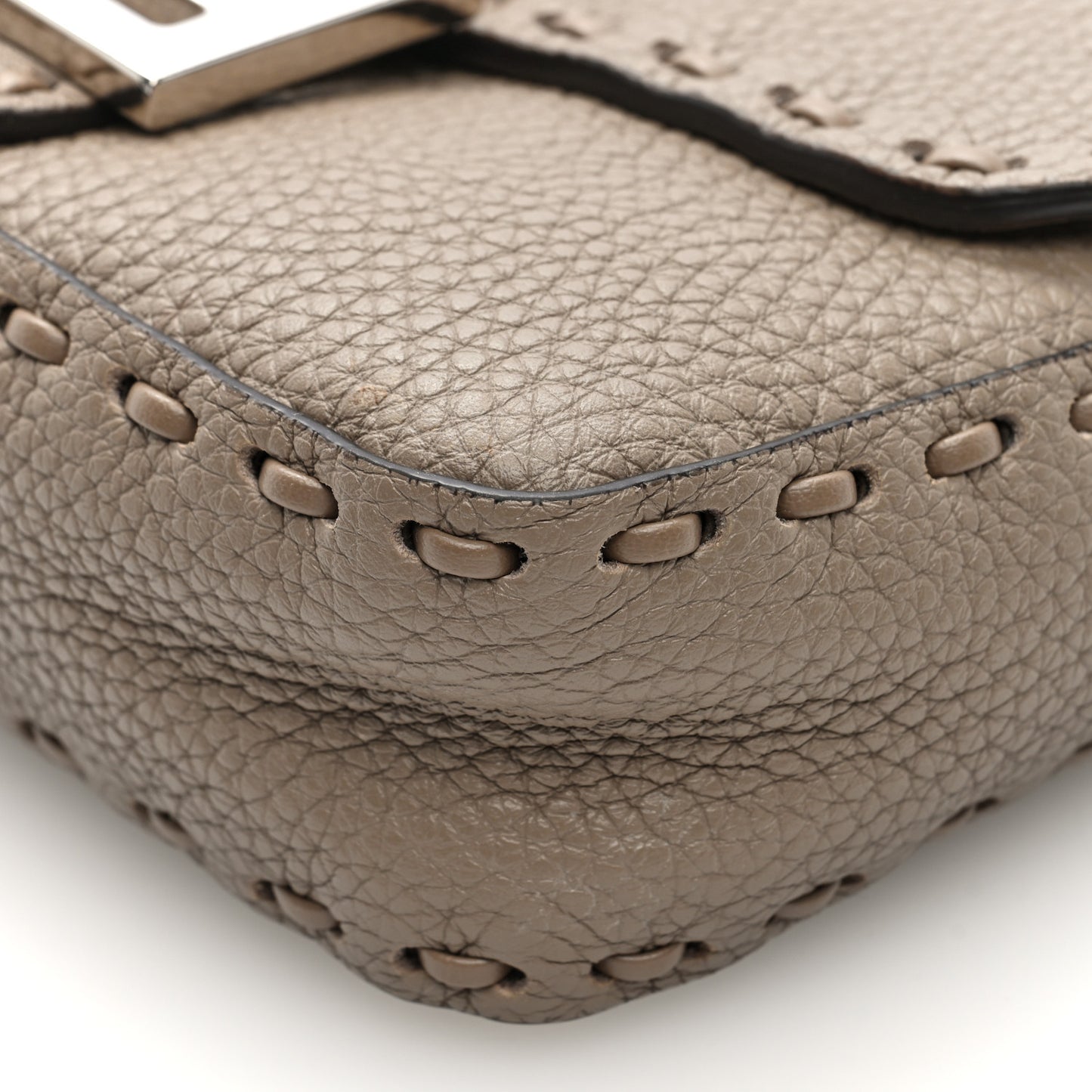 Cuoio Roma Sellerissima Nappa Sintetica Tape Stitch Mini Baguette Corda