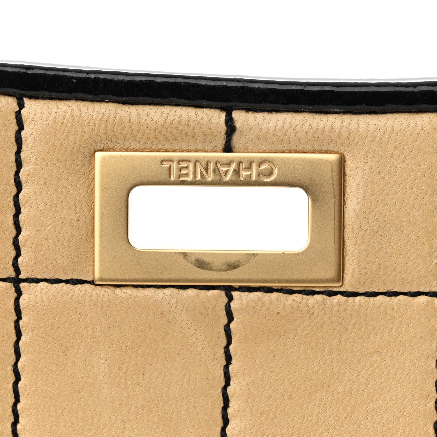 Chanel Lambskin Reissue Chocolate Bar Flap Beige Black 20 of 23