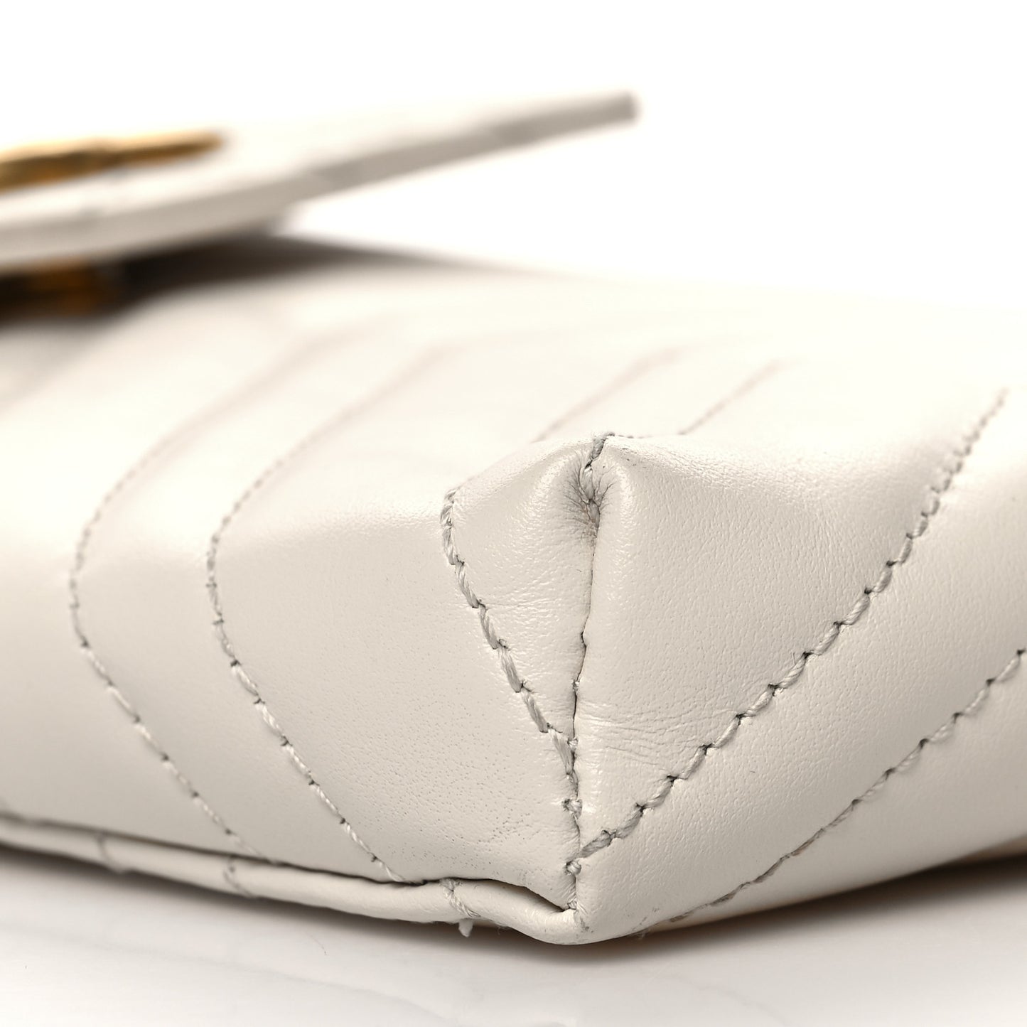 Calfskin Matelasse Mini GG Marmont Crossbody Bag White