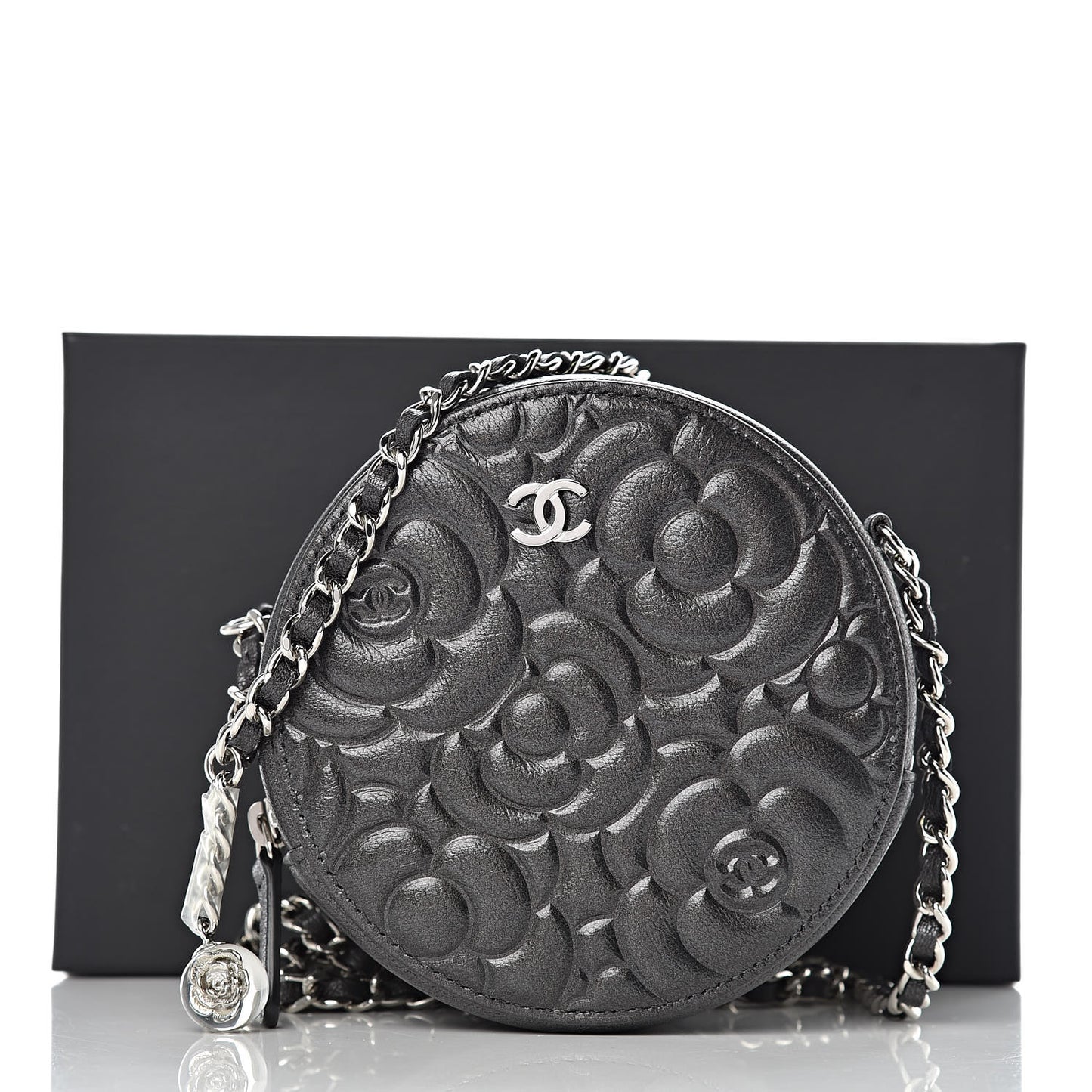 Goatskin Camellia Quilted Round Clutch With Chain Grey