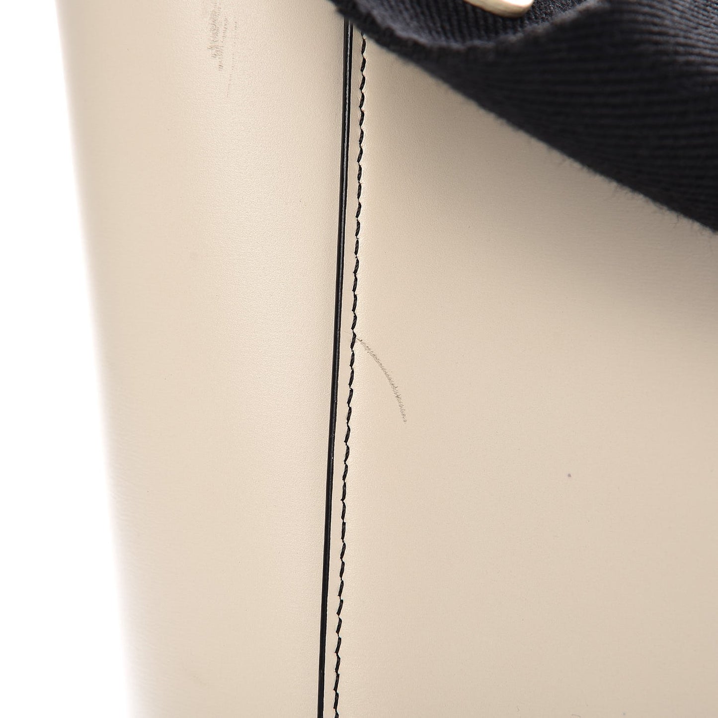 Supersoft Calfskin Sangle Bucket Bag White