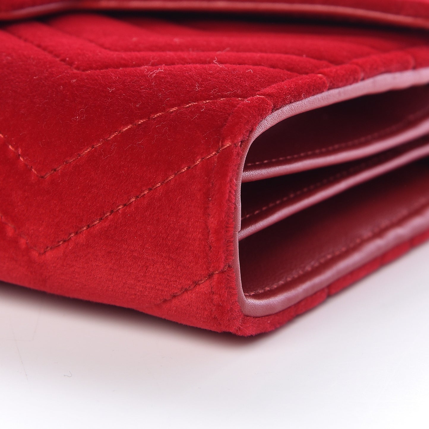 Velvet Matelasse GG Marmont Chain Wallet Hibiscus Red
