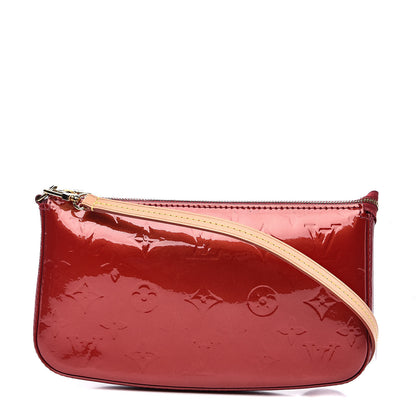 Louis Vuitton Vernis Pochette Accessories NM Pomme D'Amour 1 of 14