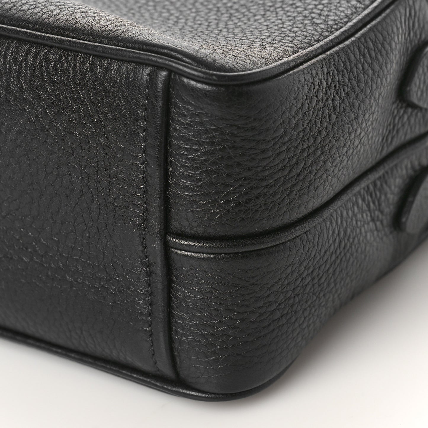 Vitello Phenix Camera Bag Black