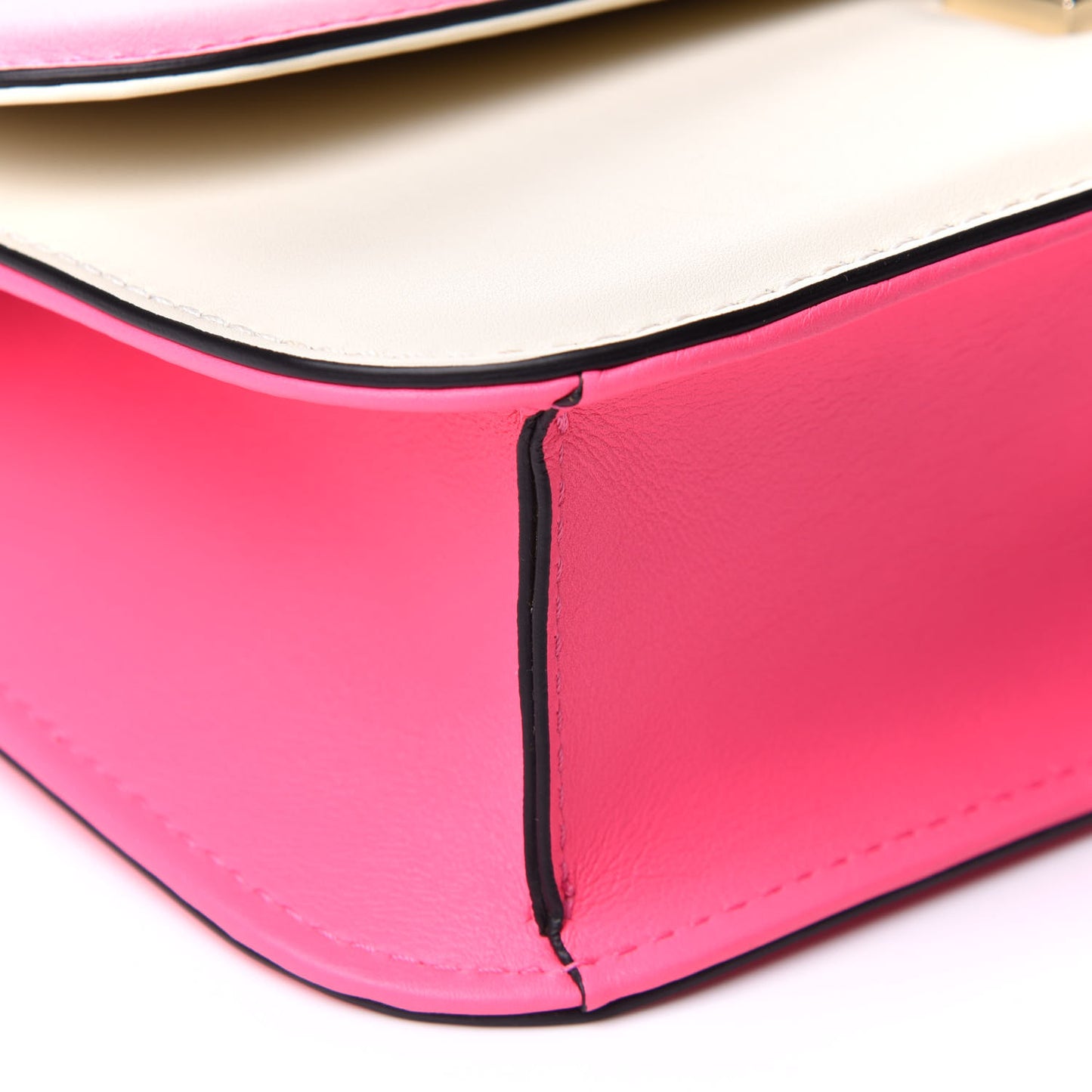 Vitello Medium Glam Lock Rockstud Flap Fuxia Fluo Light Ivory
