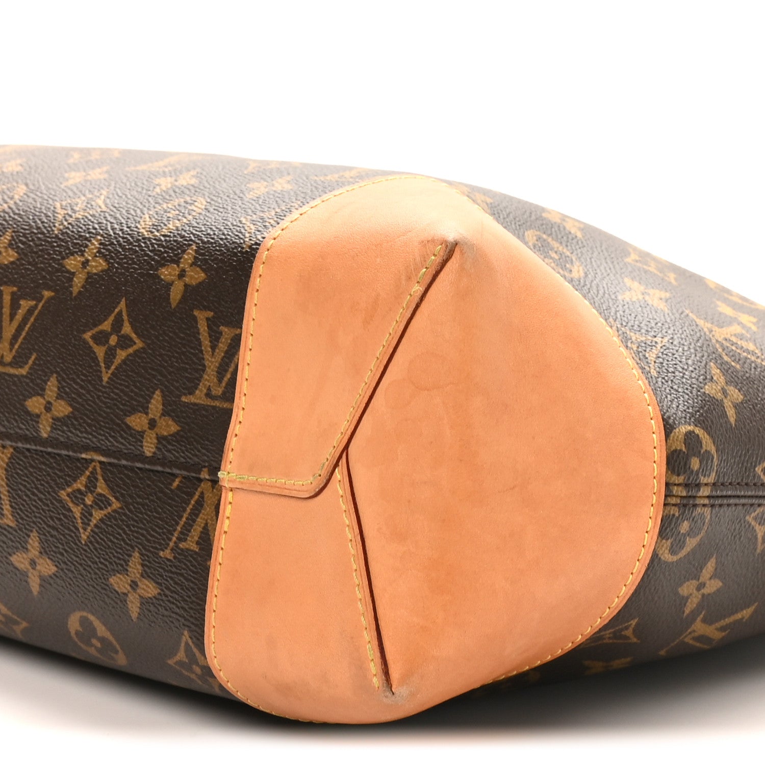 Louis Vuitton Monogram Berri MM 9 of 9