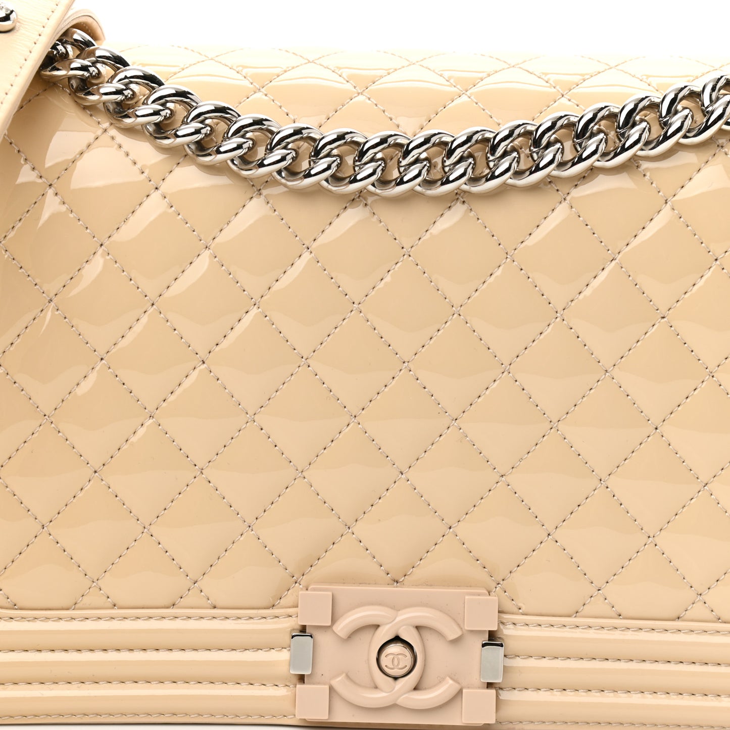 Patent Calfskin New Medium Boy Flap Plexiglass Beige