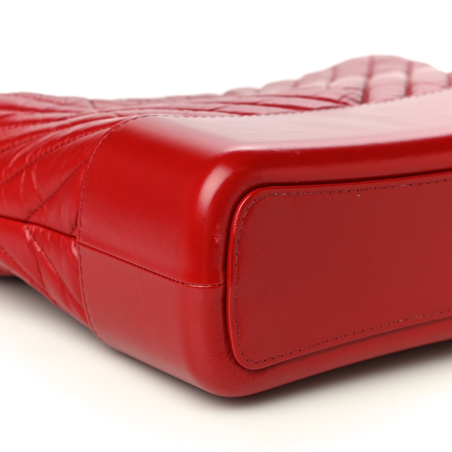 Aged Calfskin Chevron Quilted Medium Gabrielle Hobo Red