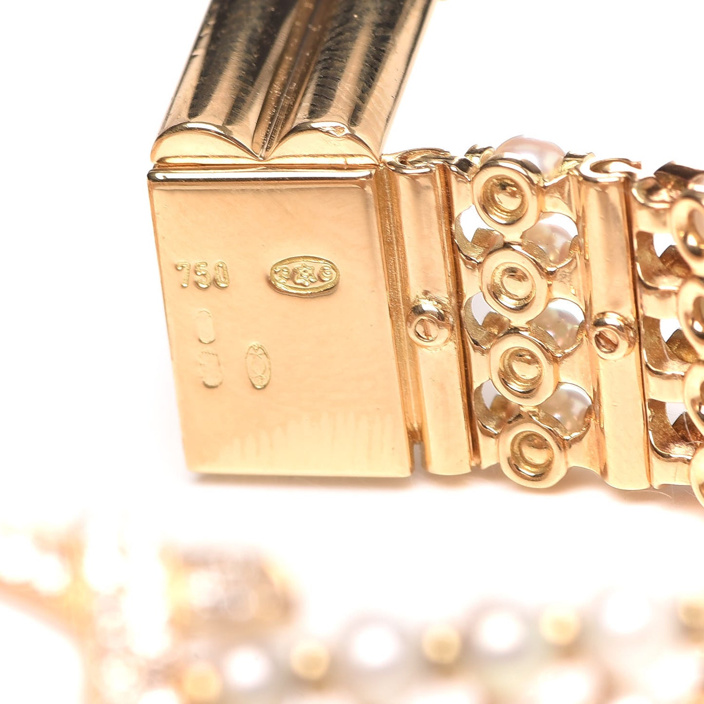 18K Yellow Gold Diamond Pearl 26mm Tortue Chinoise Quartz Watch
