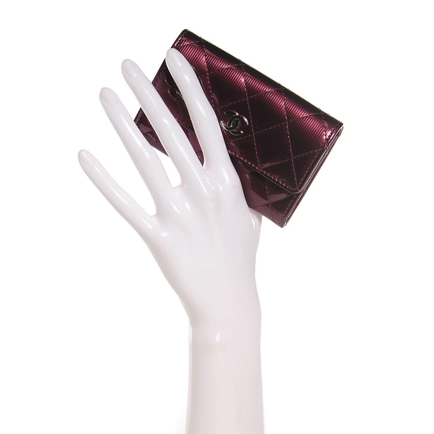 Striated Patent Quilted Card Holder Burgundy
