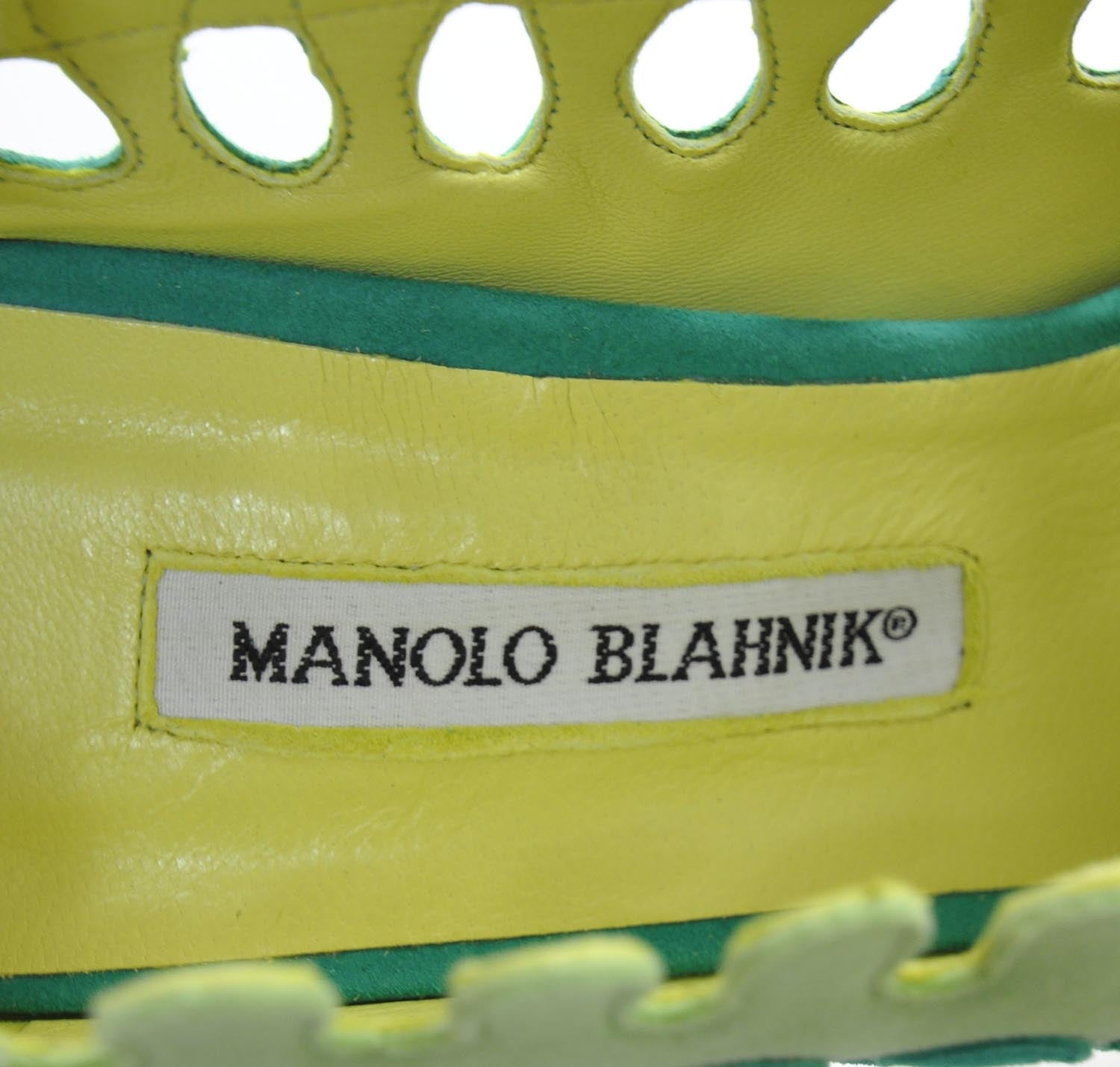 FASHIONPHILE MANOLOBLAHNIKSuedeColiflorPumps40EmeraldLimeGreen 7 of 7
