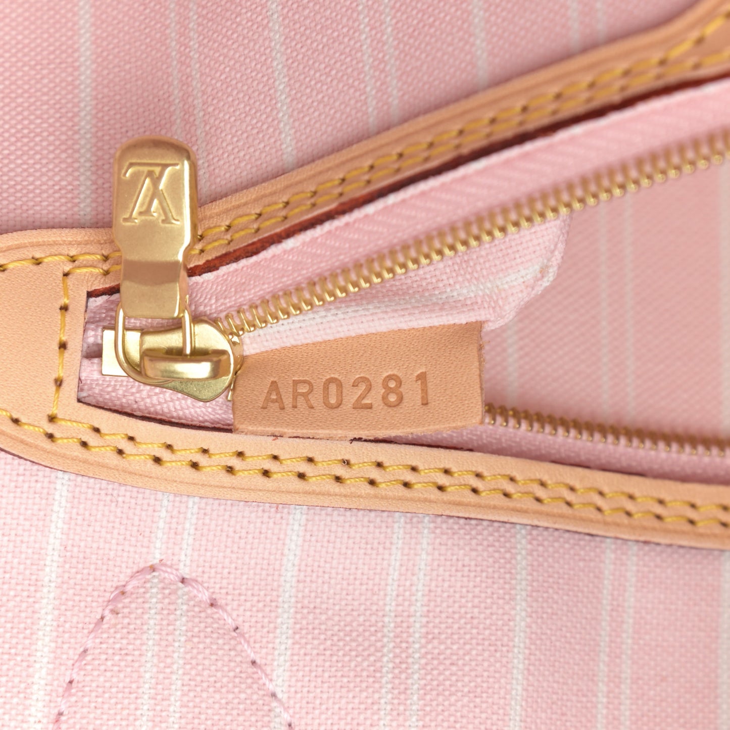 Monogram Giant By The Pool Neverfull MM Light Pink