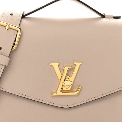 Louis Vuitton Grained Calfskin Lockme Oxford Greige 7 of 9