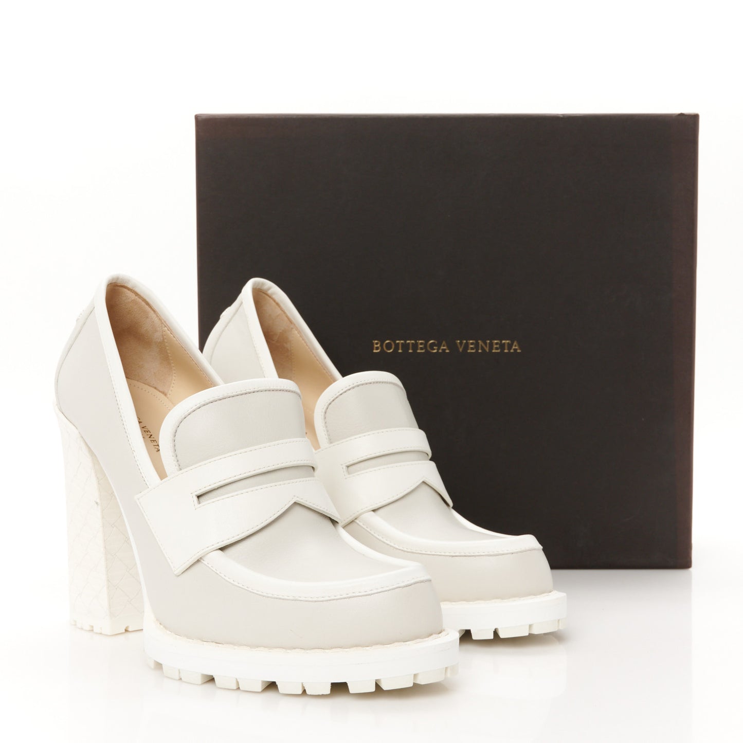 Calfskin Loafer Pumps 40 Mist Bianco