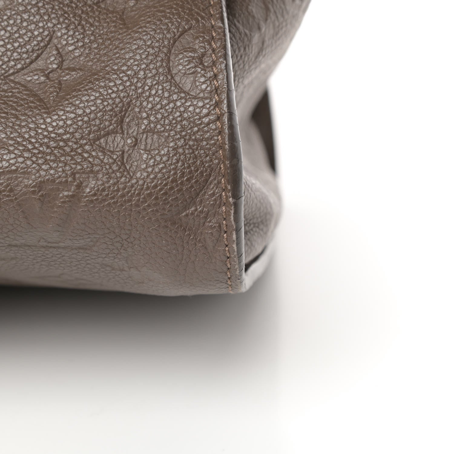 Louis Vuitton Empreinte Lumineuse PM Ombre 13 of 17