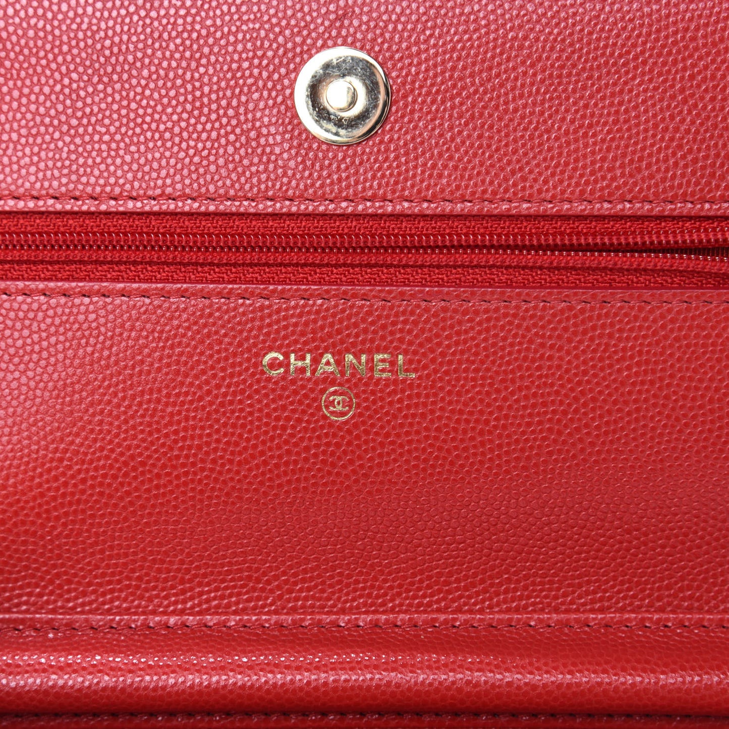Caviar Quilted Wallet On Chain WOC Red