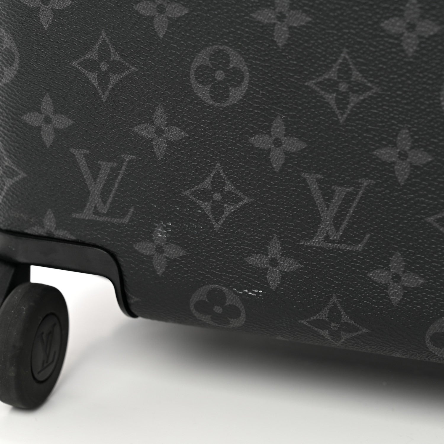 Louis Vuitton Monogram Eclipse Horizon 70 9 of 12