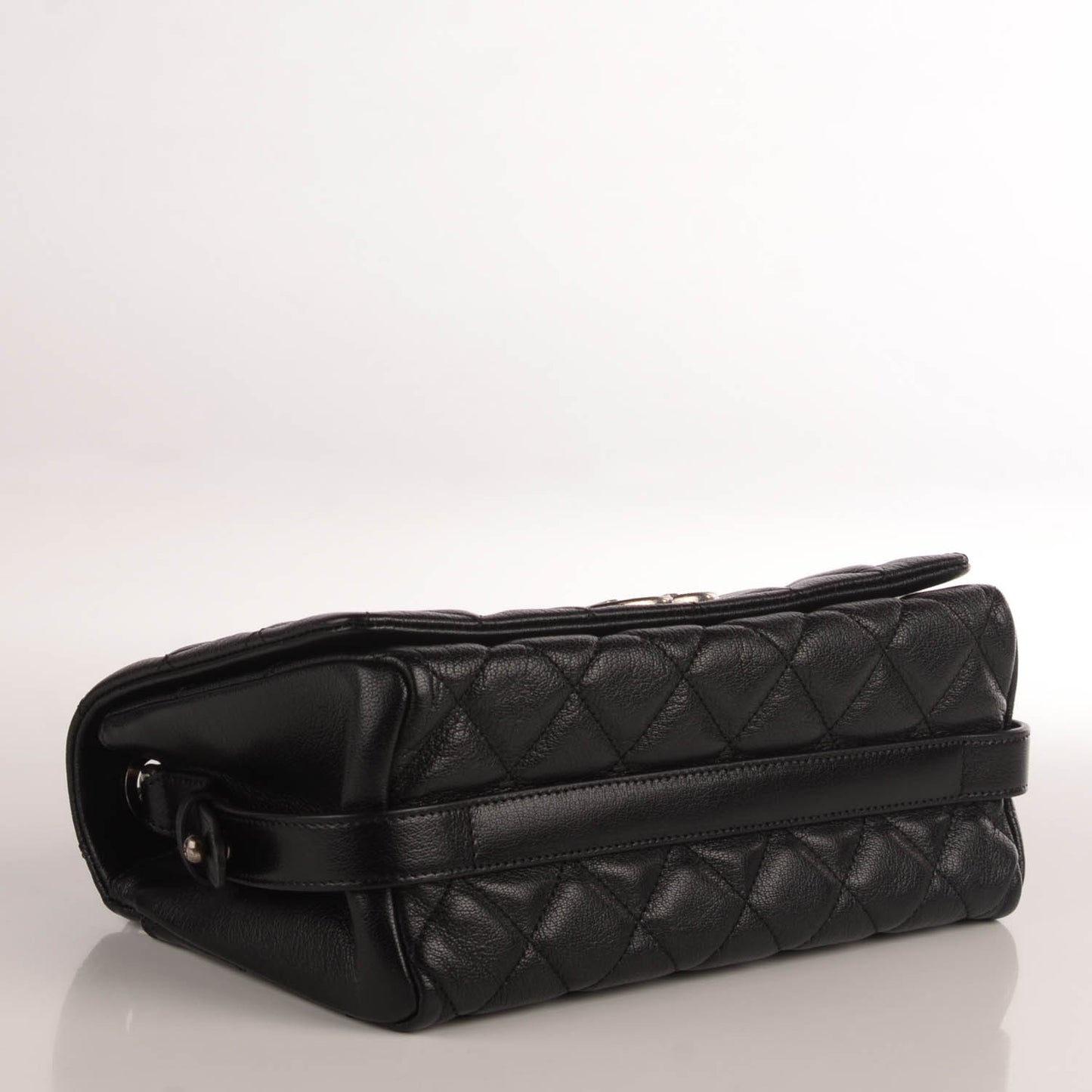 Metallic Goatskin Quilted Medium City Rock Flap Black