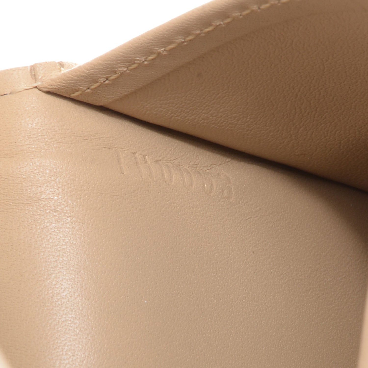 Louis Vuitton Vernis Porte Tresor International Wallet Beige 7 of 7