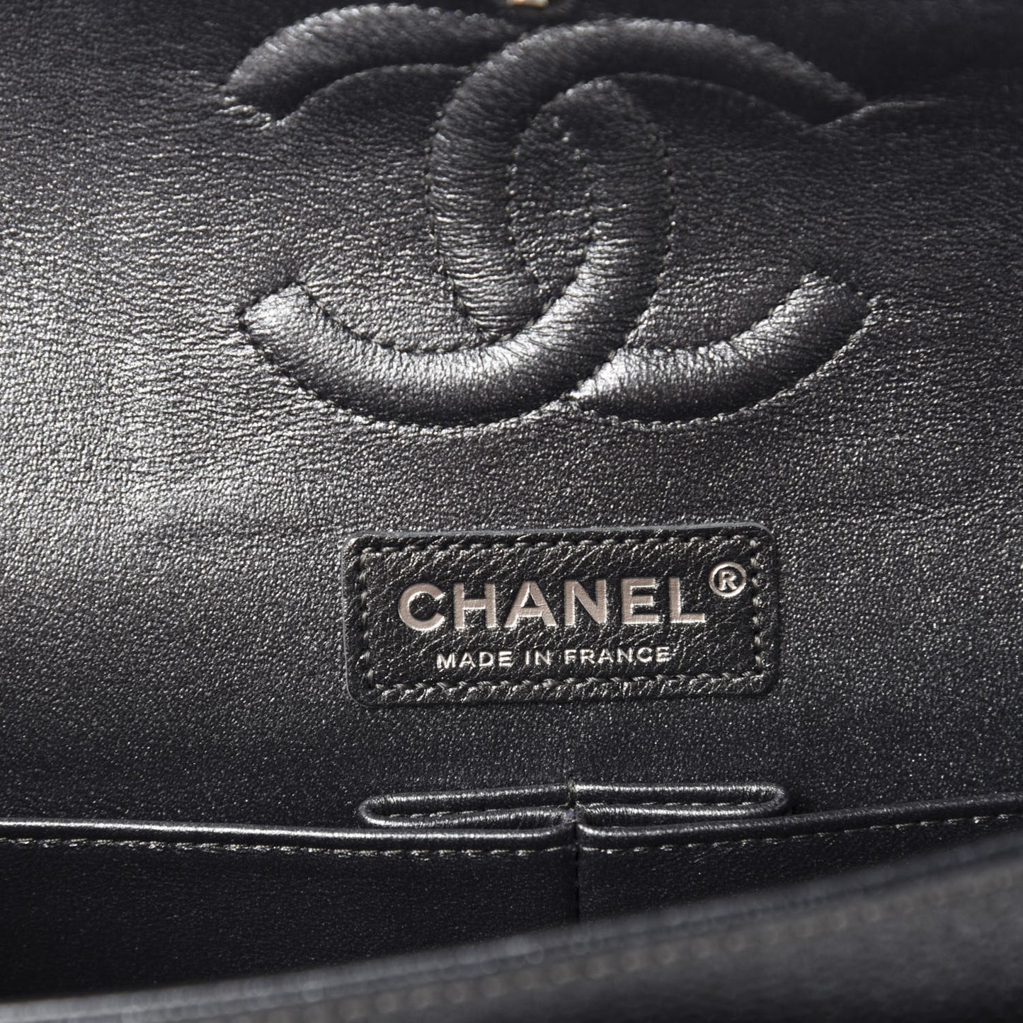 Iridescent Caviar Quilted Medium Double Flap Black