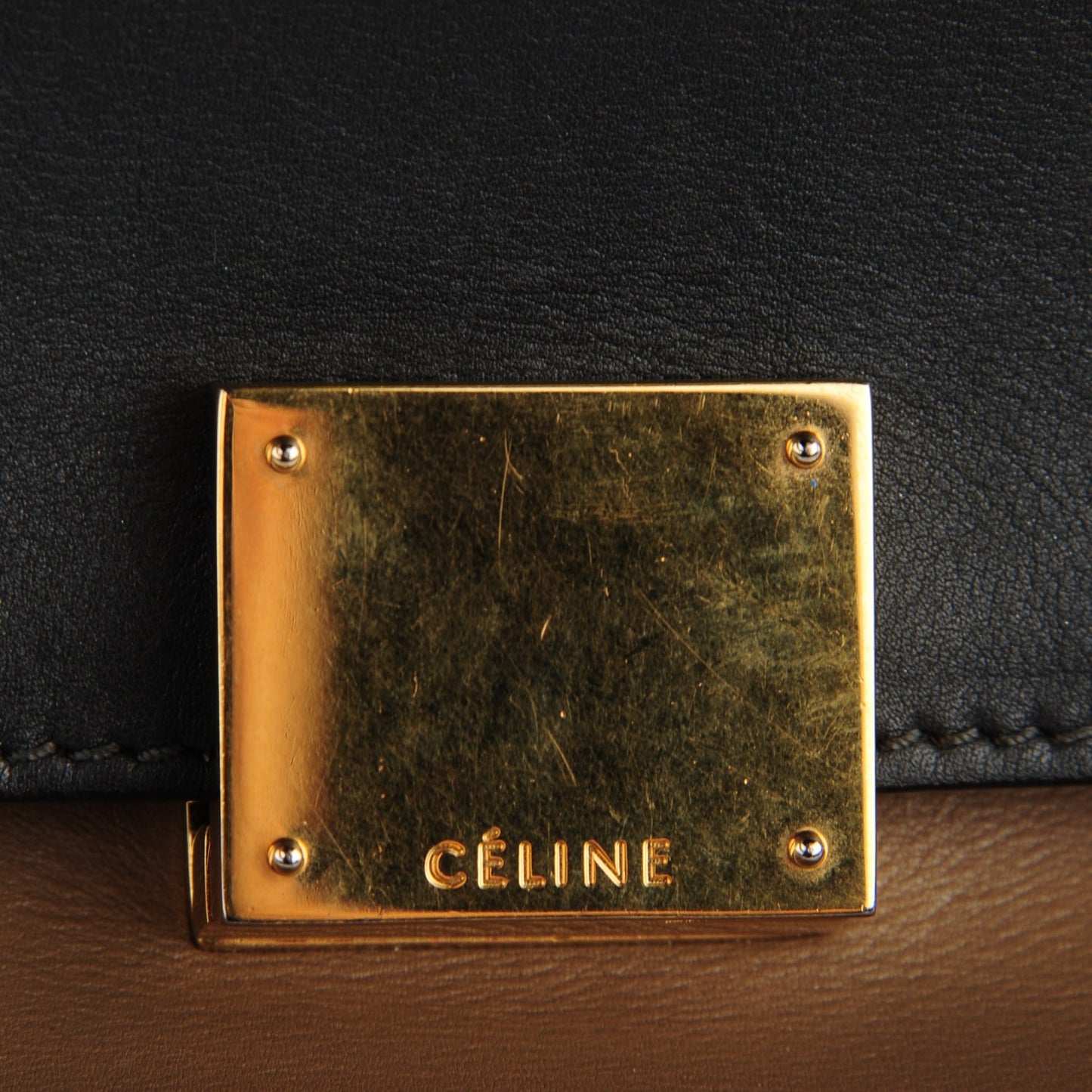 Smooth Calfskin Suede Medium Tri-Color Trapeze Olive
