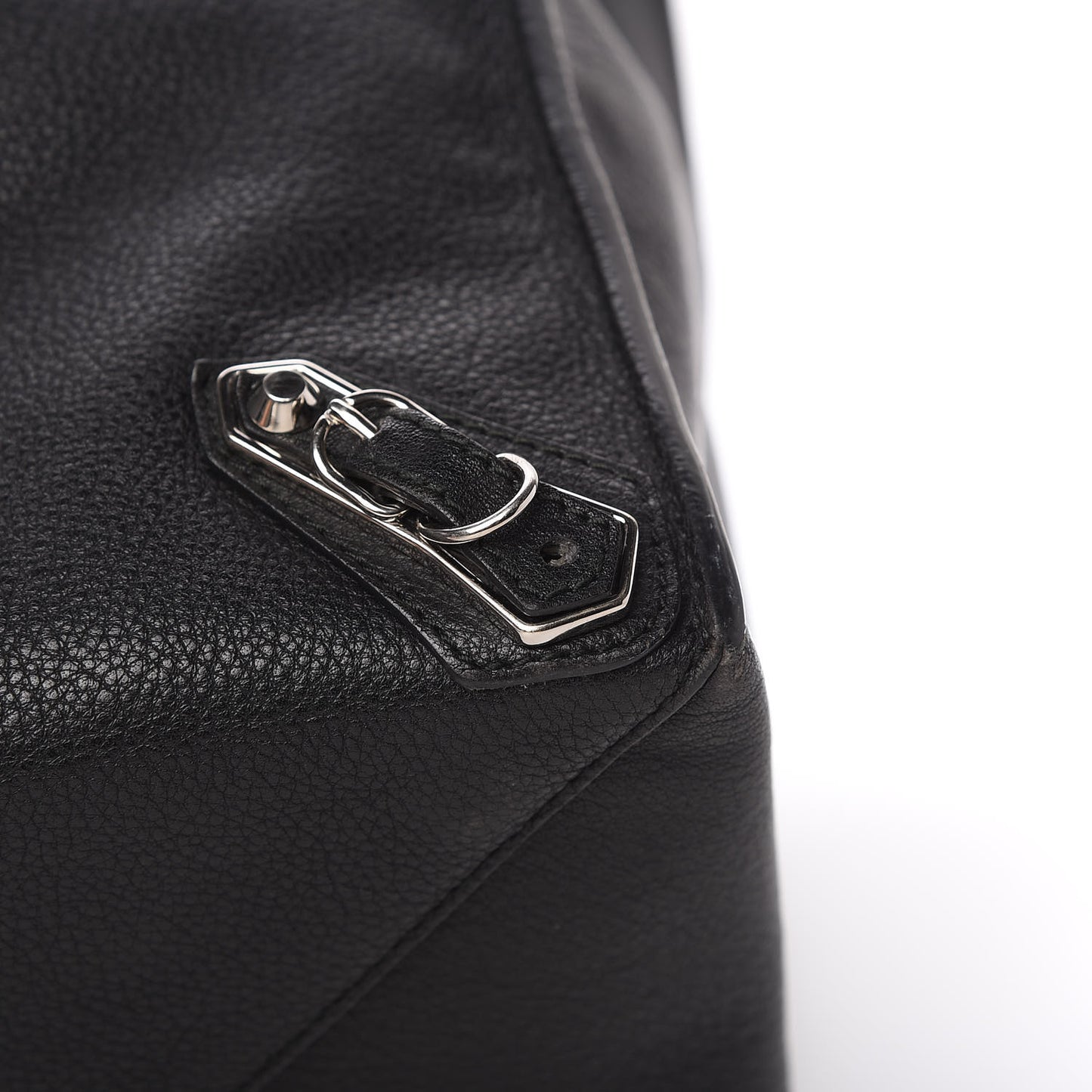 Grained Calfskin Silver Metallic Edge Hardware Papier A4 Tote Black