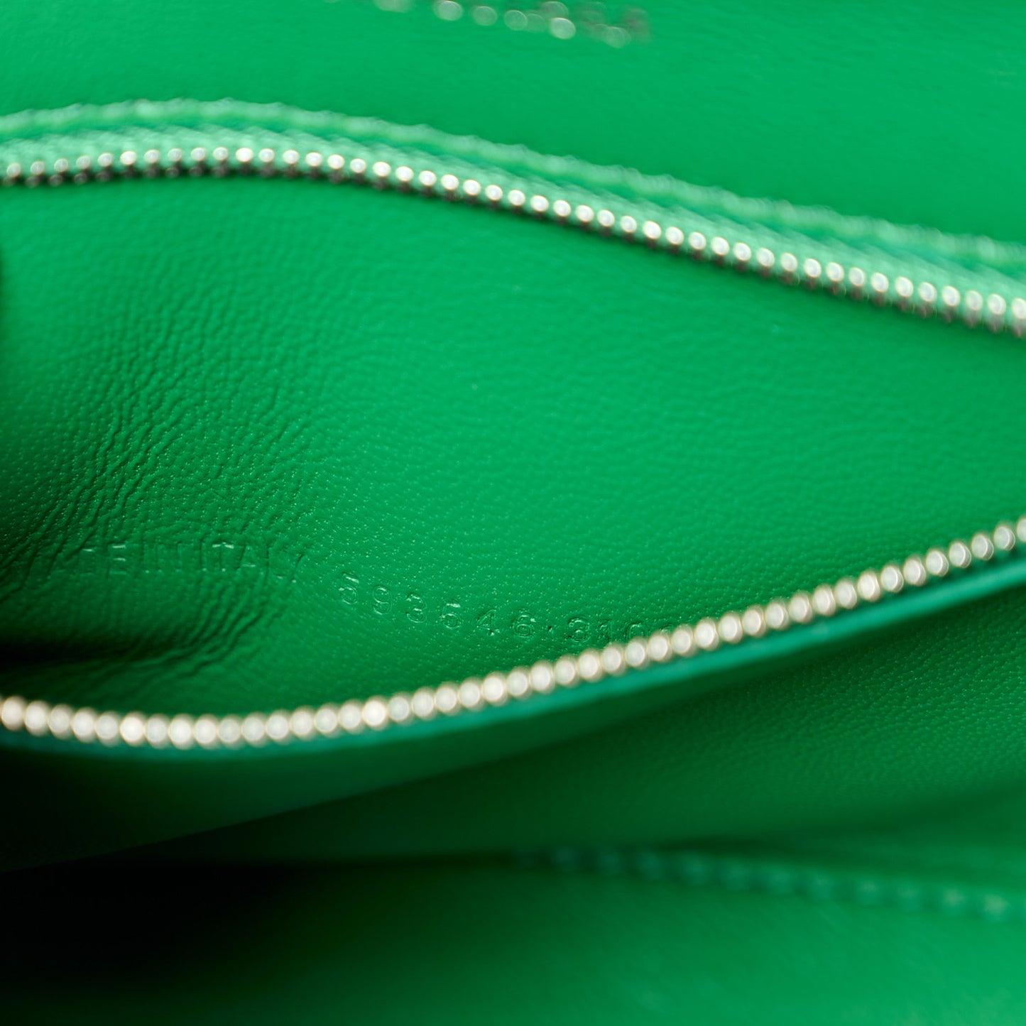 Shiny Calfskin Crocodile Embossed Small Hourglass Top Handle Bag Leaf Green