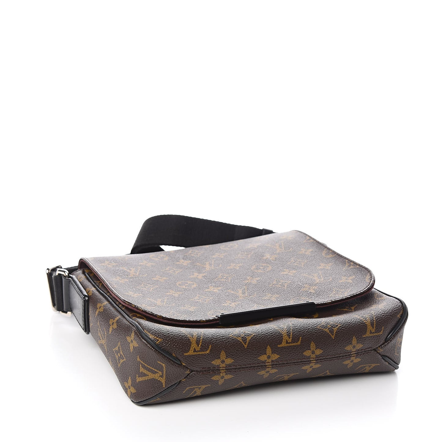 Monogram Macassar District PM