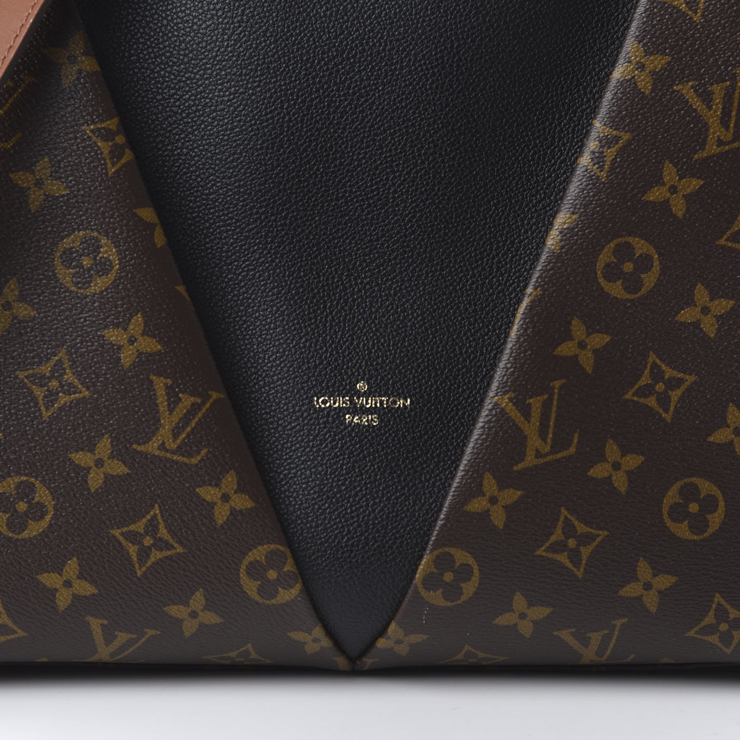 Monogram V Tote MM Black
