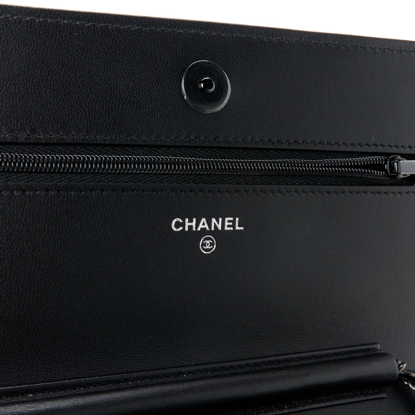 Lambskin Quilted Wallet On Chain WOC So Black