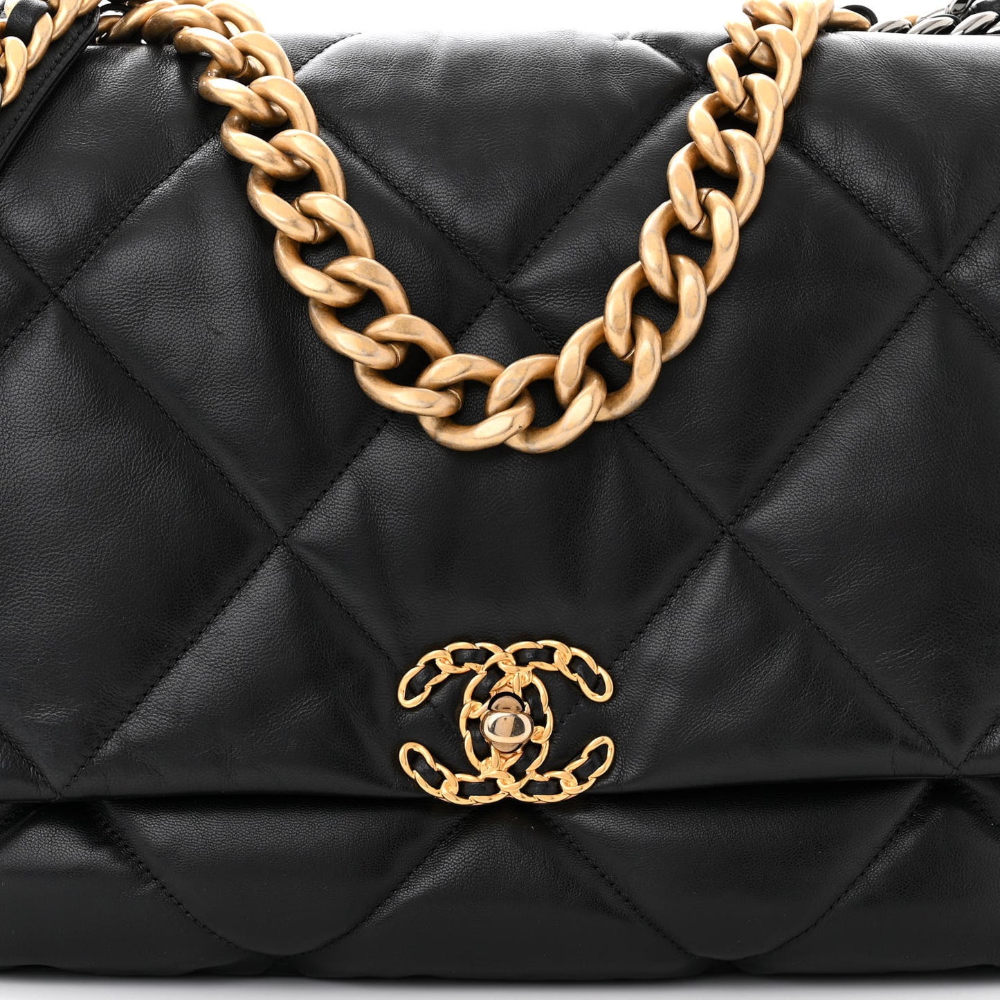 Goatskin Quilted Maxi Chanel 19 Flap Black