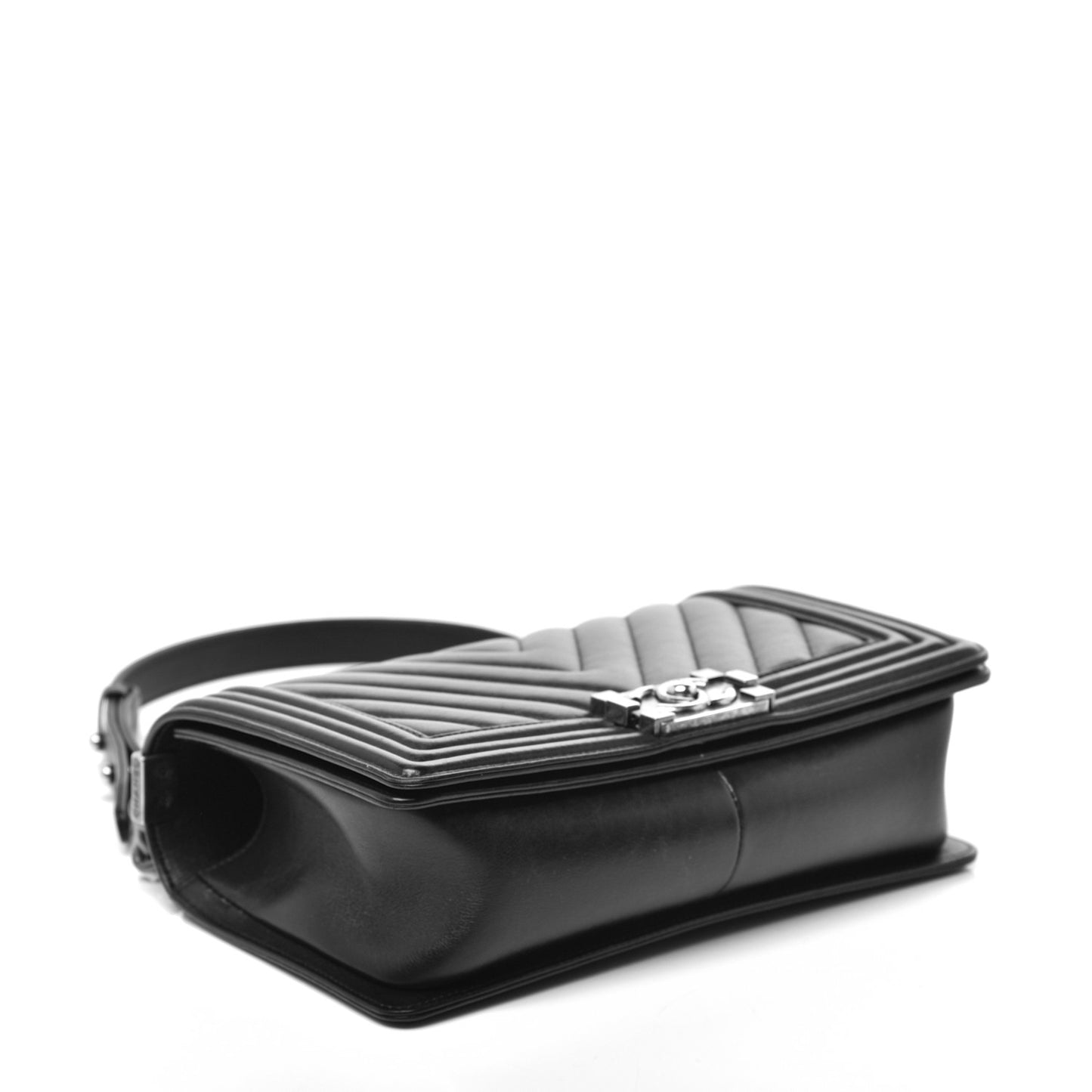 Calfskin Chevron Quilted Medium Boy Flap Black