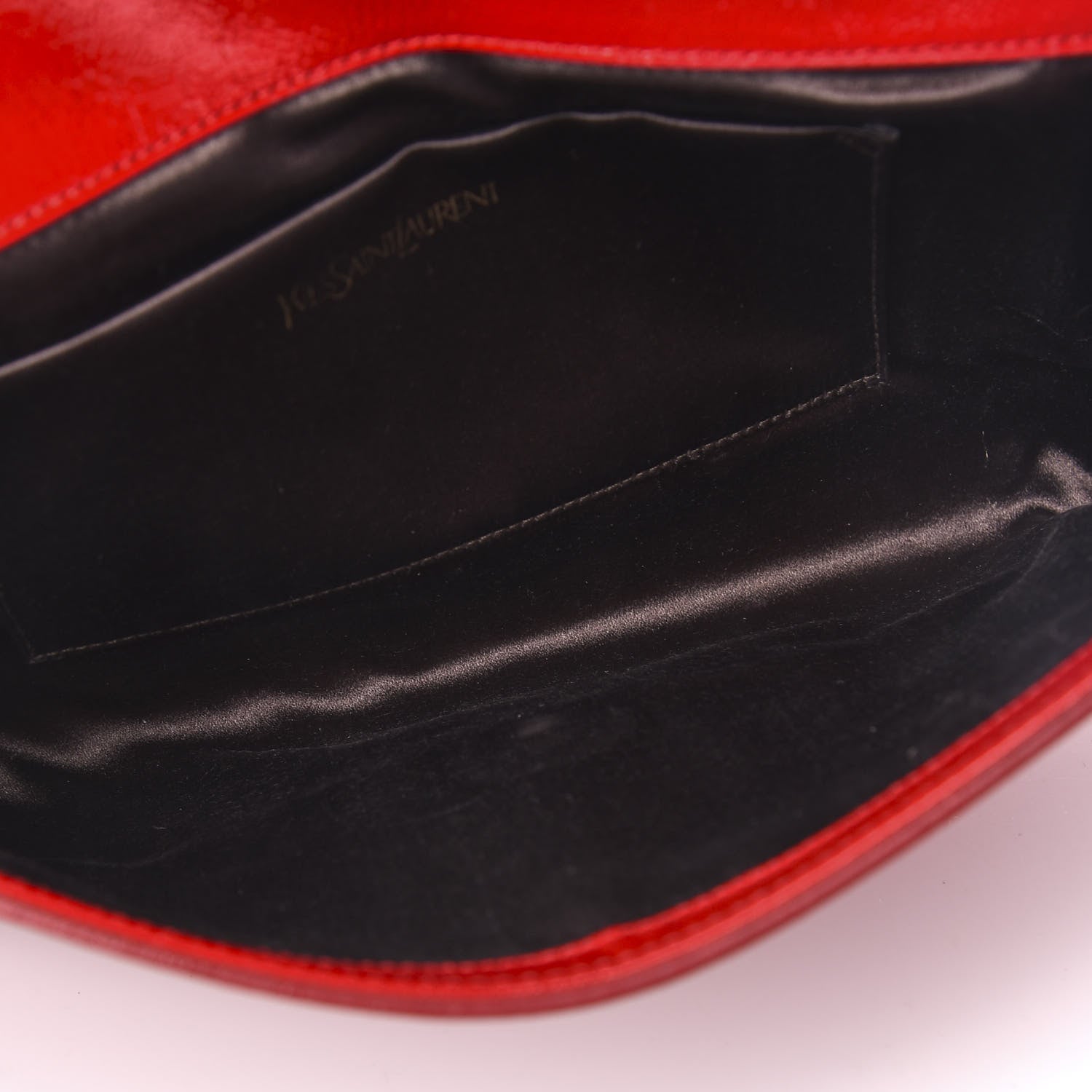 Saint Laurent Textured Patent Monogram Large Belle De Jour Clutch Red 5 of 6