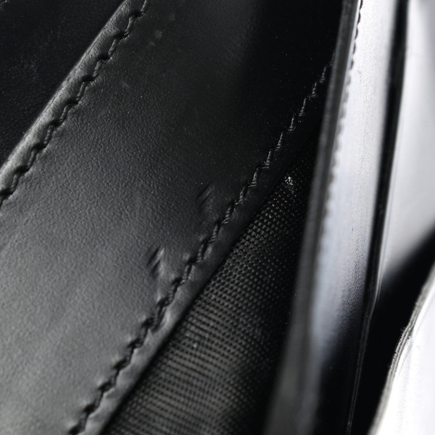 Givenchy Calfskin Logo Bi-Fold Wallet Black 8 of 8