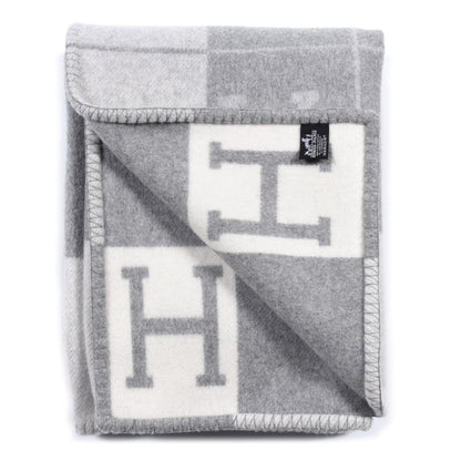 Hermes Wool Cashmere Avalon III Blanket Ecru Gris Clair 2 of 3