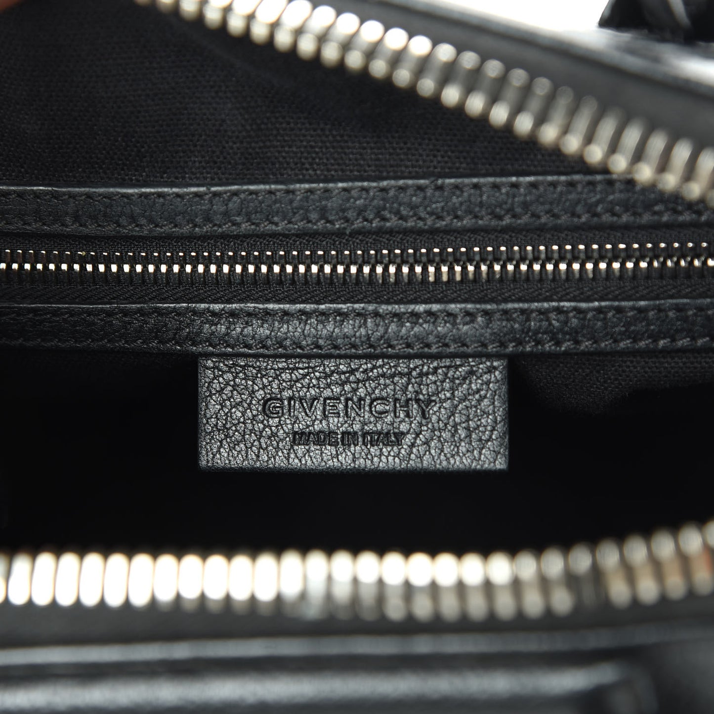 Sugar Goatskin Small Antigona Black