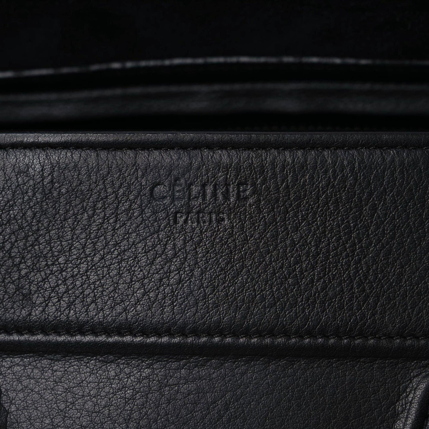 Supple Calfskin Medium Phantom Luggage Black