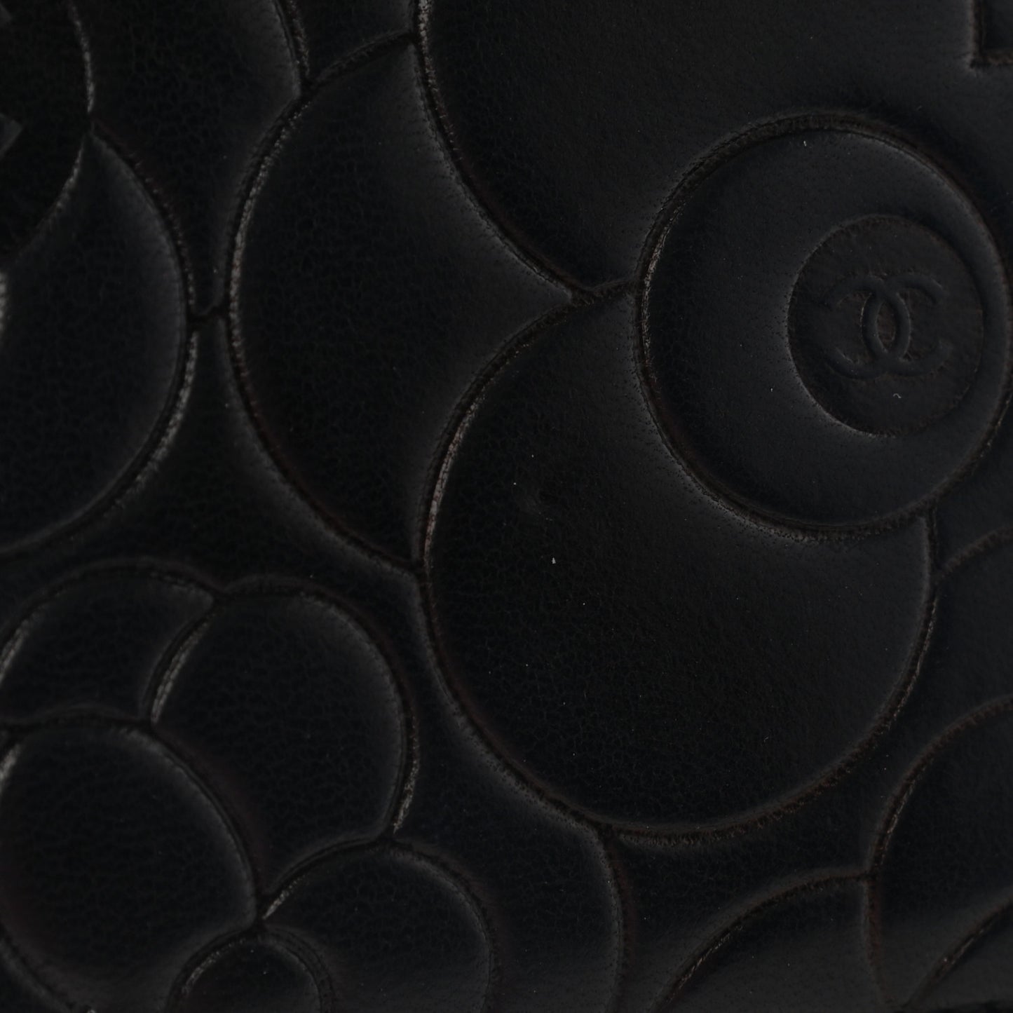 Lambskin Camellia Embossed Yen Wallet Black