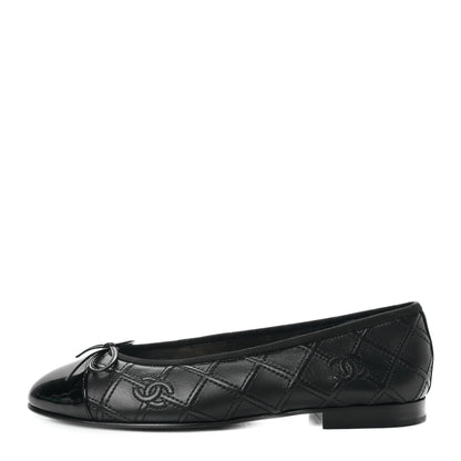 Chanel Lambskin Patent Double Stitched CC Cap Toe Ballerina Flats 38.5 Black 1 of 8