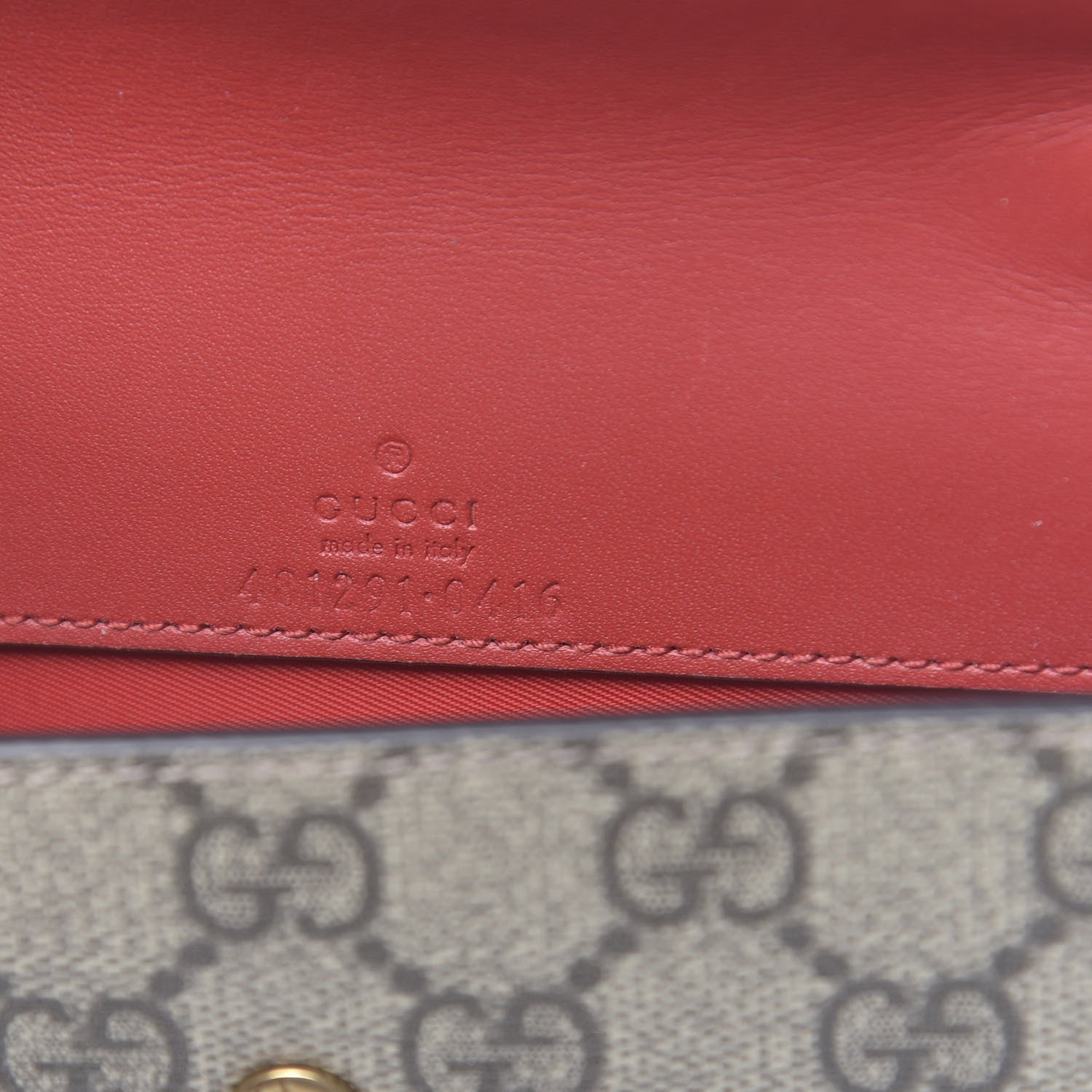 Gucci GG Supreme Monogram Mini Cherry Chain Bag 6 of 10