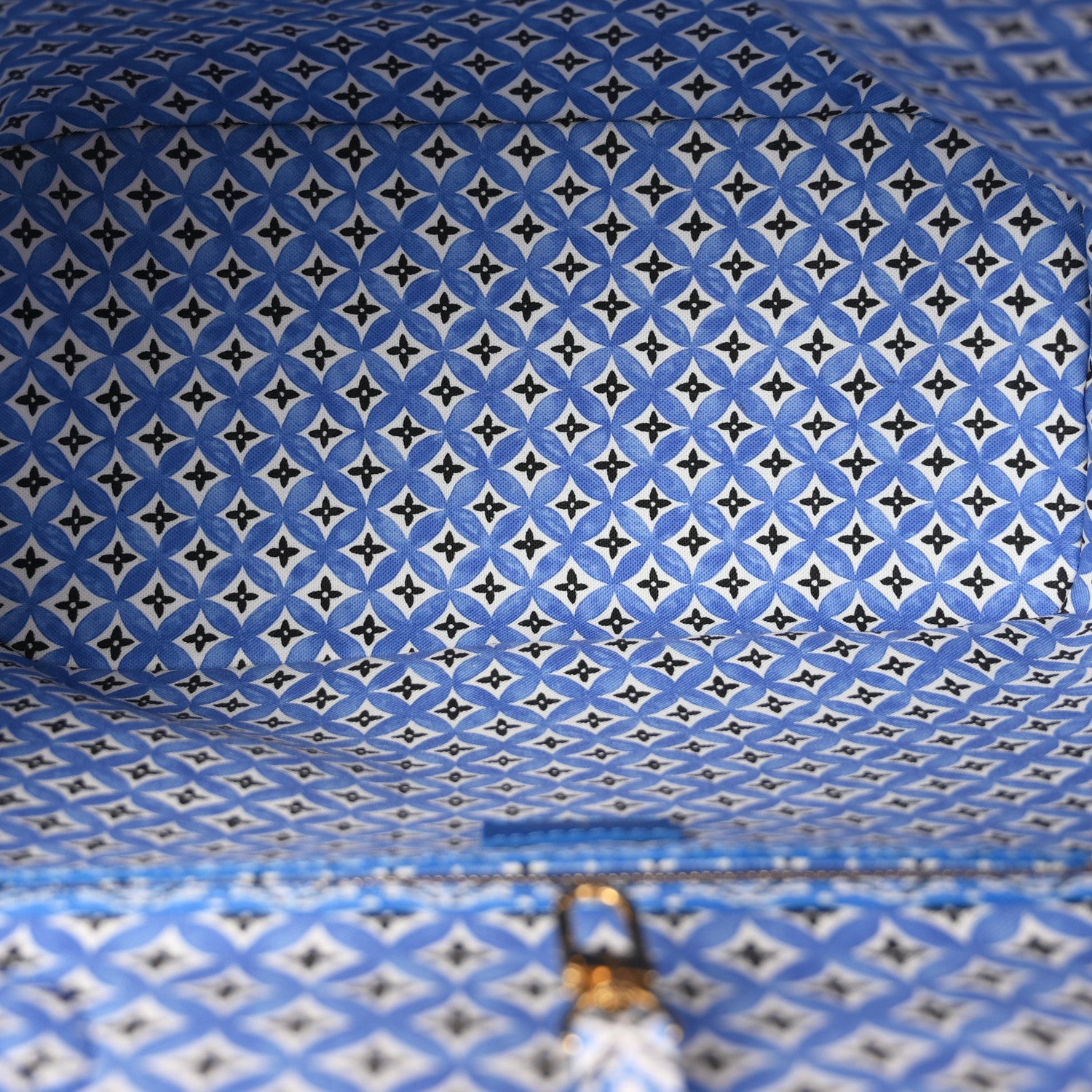 Louis Vuitton Monogram Giant By The Pool 2.0 Neverfull MM Blue 6 of 10