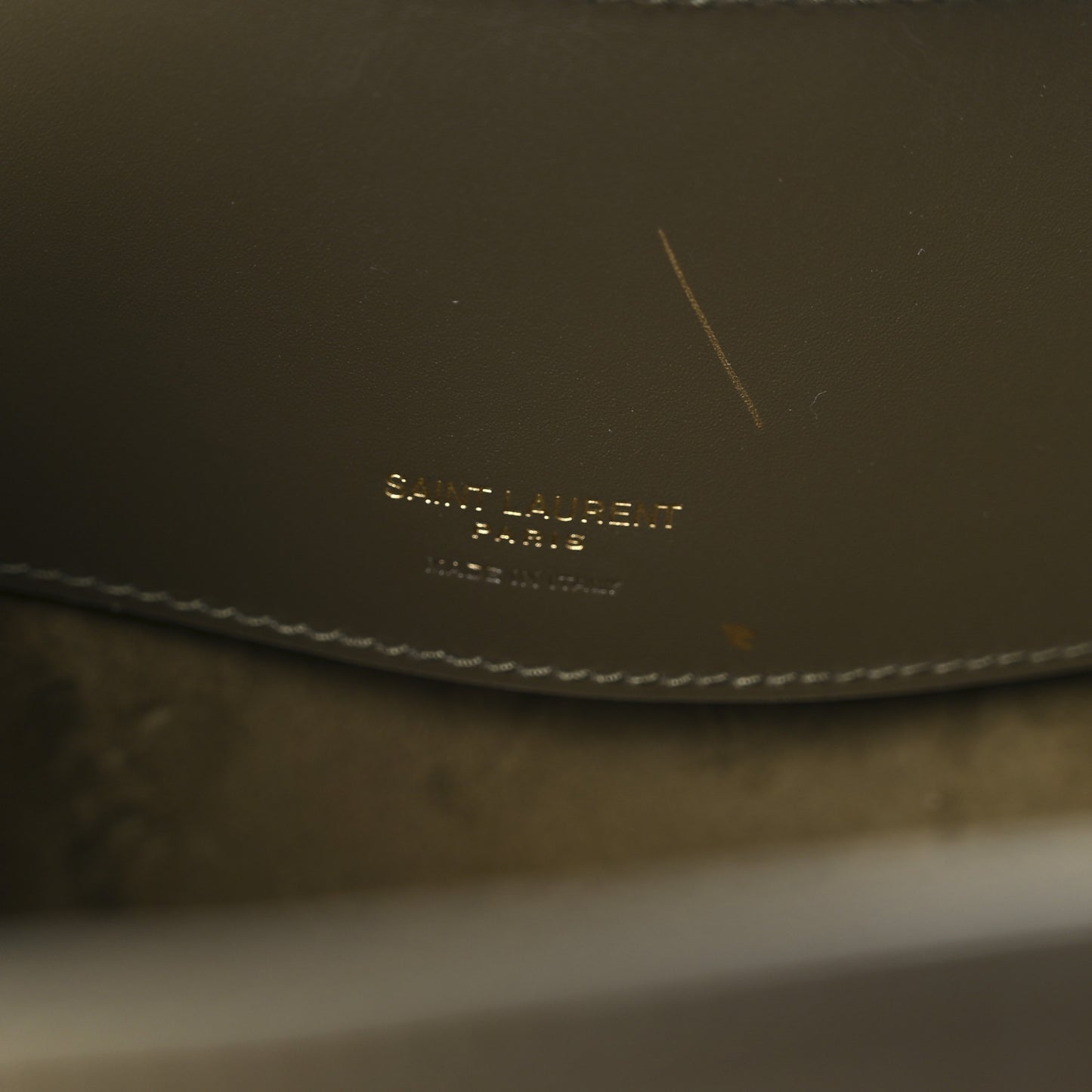 Shiny Calfskin Le 37 Bucket Bag Deep Musk
